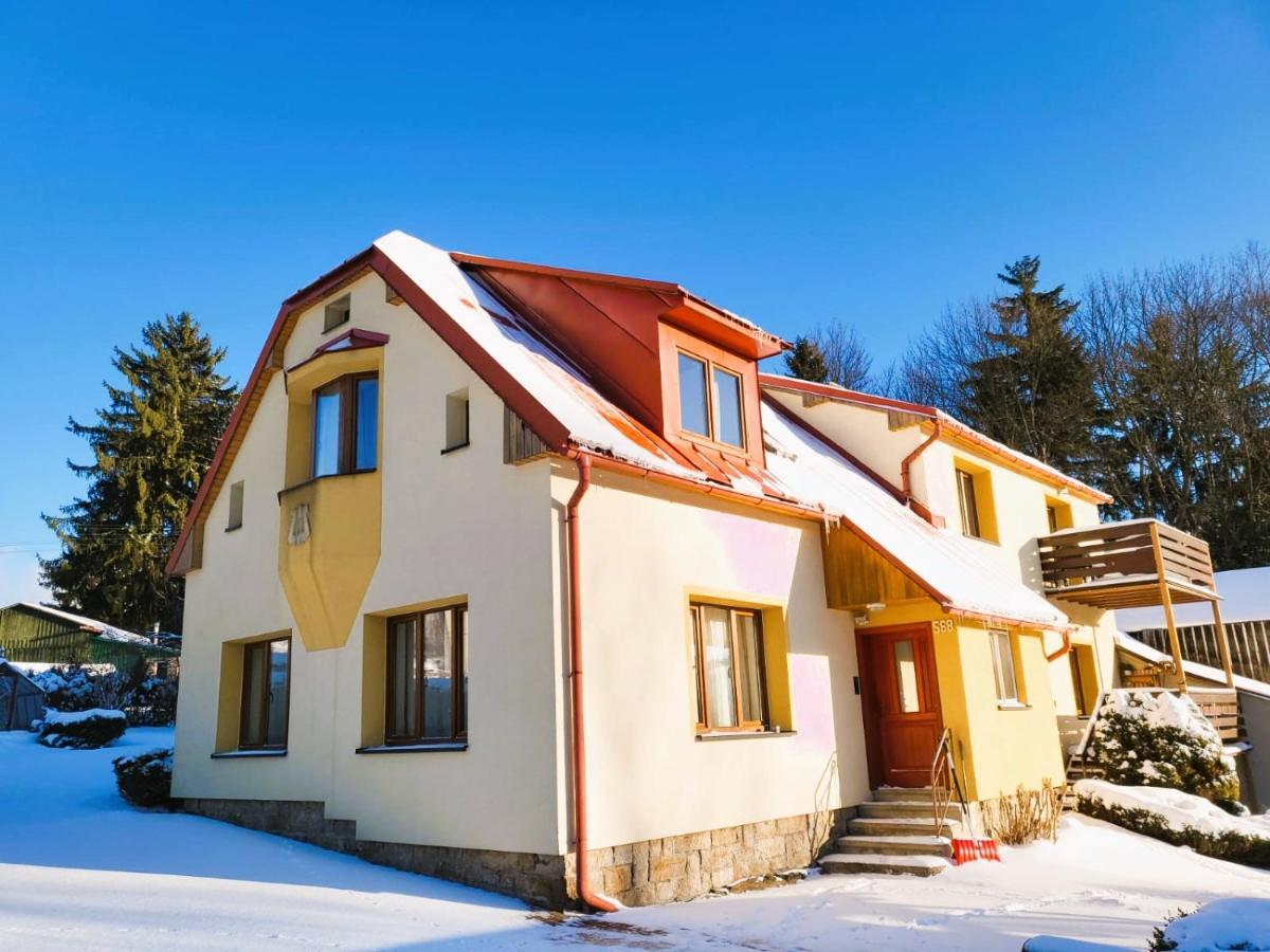 Apartment Ulrich Яблонец над Изеро Екстериор снимка